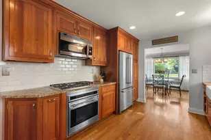 222 E Center Ave, Lake Bluff, IL 60044 - Photo 10