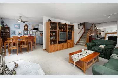 5917 Oakwood Drive #141E, Lisle, IL 60532 - Photo 6