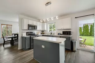 516 May St, Plano, IL 60545 - Photo 4