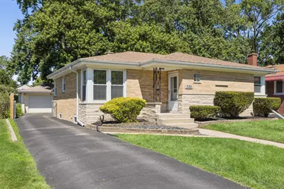 730 S Monterey Avenue, Villa Park, IL 60181 - Photo 2