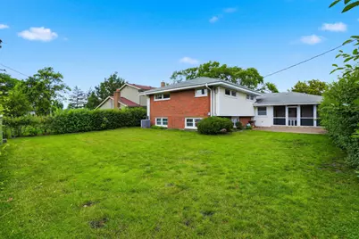 [Address not provided], Park Ridge, IL 60068 - Photo 34