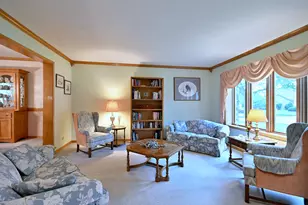 213 John Dr, Bartlett, IL 60103 - Photo 8