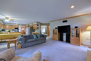 213 John Dr, Bartlett, IL 60103 - Photo 18