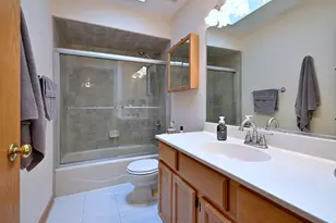 213 John Dr, Bartlett, IL 60103 - Photo 32
