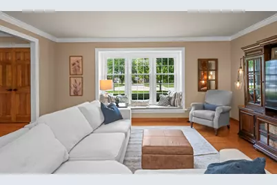 1565 Freeman Road, Hoffman Estates, IL 60192 - Photo 12
