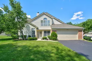 354 Ashford Cir, Bartlett, IL 60103 - Photo 2