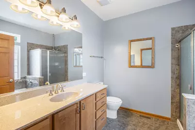 900 Scottsdale Drive, Hampshire, IL 60140 - Photo 20