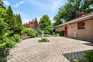 6650 N Lightfoot Ave, Chicago, IL 60646 - Photo 26