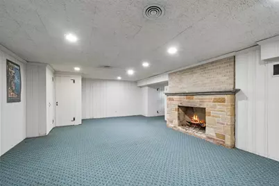 6650 N Lightfoot Avenue, Chicago, IL 60646 - Photo 22
