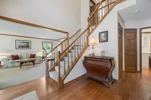 21W728 McCarron Rd, Glen Ellyn, IL 60137 - Photo 4