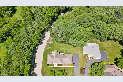 130 N Buckingham Drive, Sugar Grove, IL 60554 - Photo 34