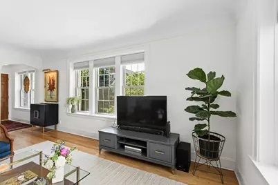 1956 W Melrose Street #202, Chicago, IL 60657 - Photo 8