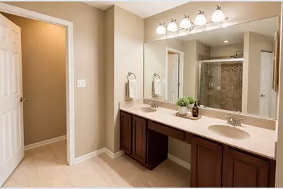 [Address not provided], Vernon Hills, IL 60061 - Photo 20