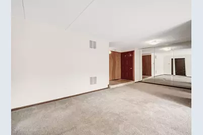 6820 Joliet Road #5, Indian Head Park, IL 60525 - Photo 6