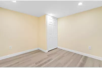 292 E Burlington Street, Riverside, IL 60546 - Photo 18