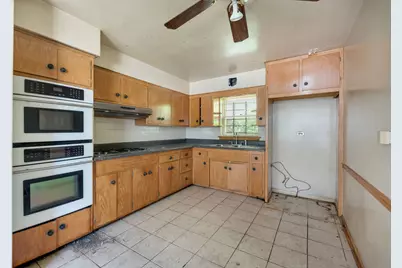 2558 E 93rd Street, Chicago, IL 60617 - Photo 6
