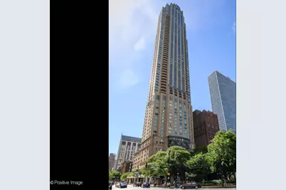 800 N Michigan Avenue #4703, Chicago, IL 60611 - Photo 2
