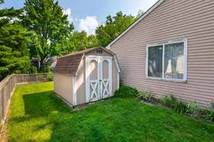 417 Travelaire Ave, Naperville, IL 60565 - Photo 24