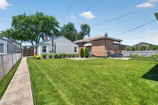 6109 S Neenah Ave, Chicago, IL 60638 - Photo 22
