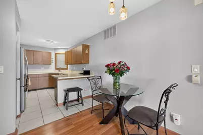 2020 N Stillwater Road #2020, Arlington Heights, IL 60004 - Photo 6