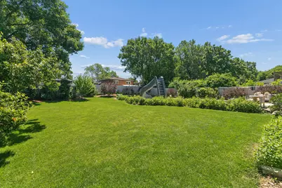 7933 Glen Lane, Darien, IL 60561 - Photo 40