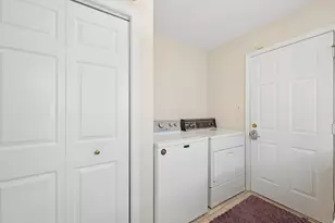 18036 Crystal Ln, Lansing, IL 60438 - Photo 12