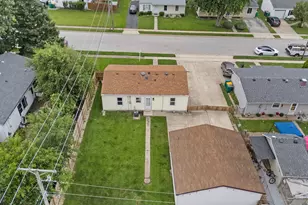 401 Kenyon Ave, Romeoville, IL 60446 - Photo 16