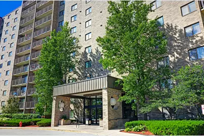 6340 Americana Drive #117, Willowbrook, IL 60527 - Photo 1