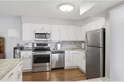925 Spring Hill Drive #212, Northbrook, IL 60062 - Photo 10