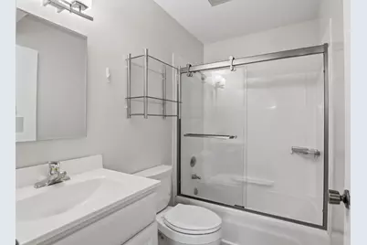 925 Spring Hill Drive #212, Northbrook, IL 60062 - Photo 14