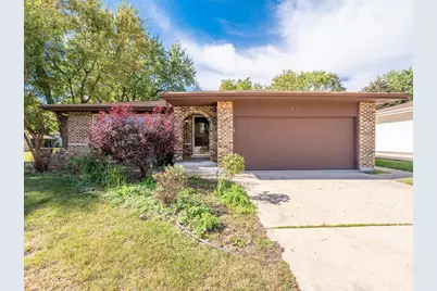 978 Sycamore Lane, Bartlett, IL 60103 - Photo 1