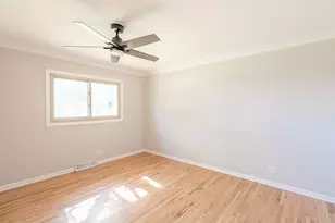 978 Sycamore Ln, Bartlett, IL 60103 - Photo 12
