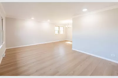 978 Sycamore Lane, Bartlett, IL 60103 - Photo 2