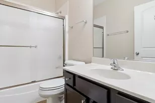 695 Cheshire Ct, Oswego, IL 60543 - Photo 12