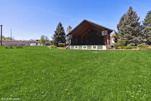 1825 Tall Oaks Dr, Antioch, IL 60002 - Photo 32
