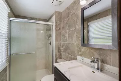 539 Hamilton Avenue, Westmont, IL 60559 - Photo 18