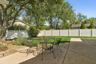 1319 N Columbine Drive, Mount Prospect, IL 60056 - Photo 26
