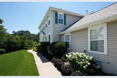 722 Timothy Court #O, East Dundee, IL 60118 - Photo 4