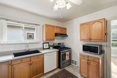 3905 Custer Avenue, Lyons, IL 60534 - Photo 12
