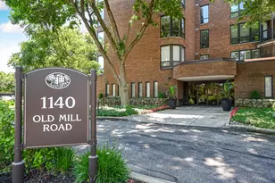 1140 Old Mill Rd, Hinsdale, IL 60521 - Photo 1