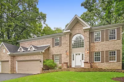 21 Arbor Drive, Streamwood, IL 60107 - Photo 1