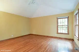 21 Arbor Dr, Streamwood, IL 60107 - Photo 4