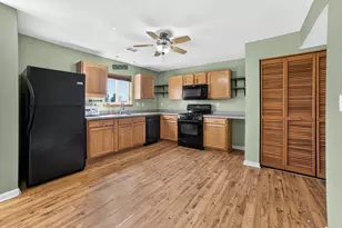 703 Kennedy St, Waterman, IL 60556 - Photo 10