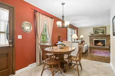 562 E Carpenter Drive, Palatine, IL 60074 - Photo 8