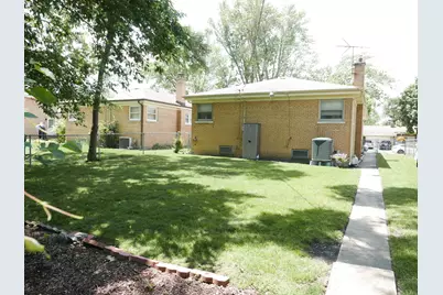[Address not provided], Skokie, IL 60076 - Photo 14