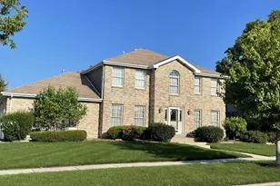 17442 Queen Ann Ln, Tinley Park, IL 60477 - Photo 1