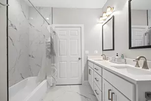 7428 Covington Dr, Justice, IL 60458 - Photo 12