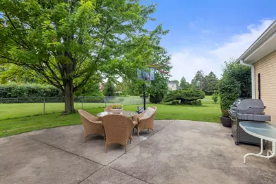 730 Castlewood Lane, Deerfield, IL 60015 - Photo 24