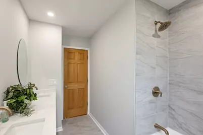 730 Castlewood Lane, Deerfield, IL 60015 - Photo 18