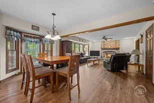 2412 Barkdoll Rd, Naperville, IL 60565 - Photo 8